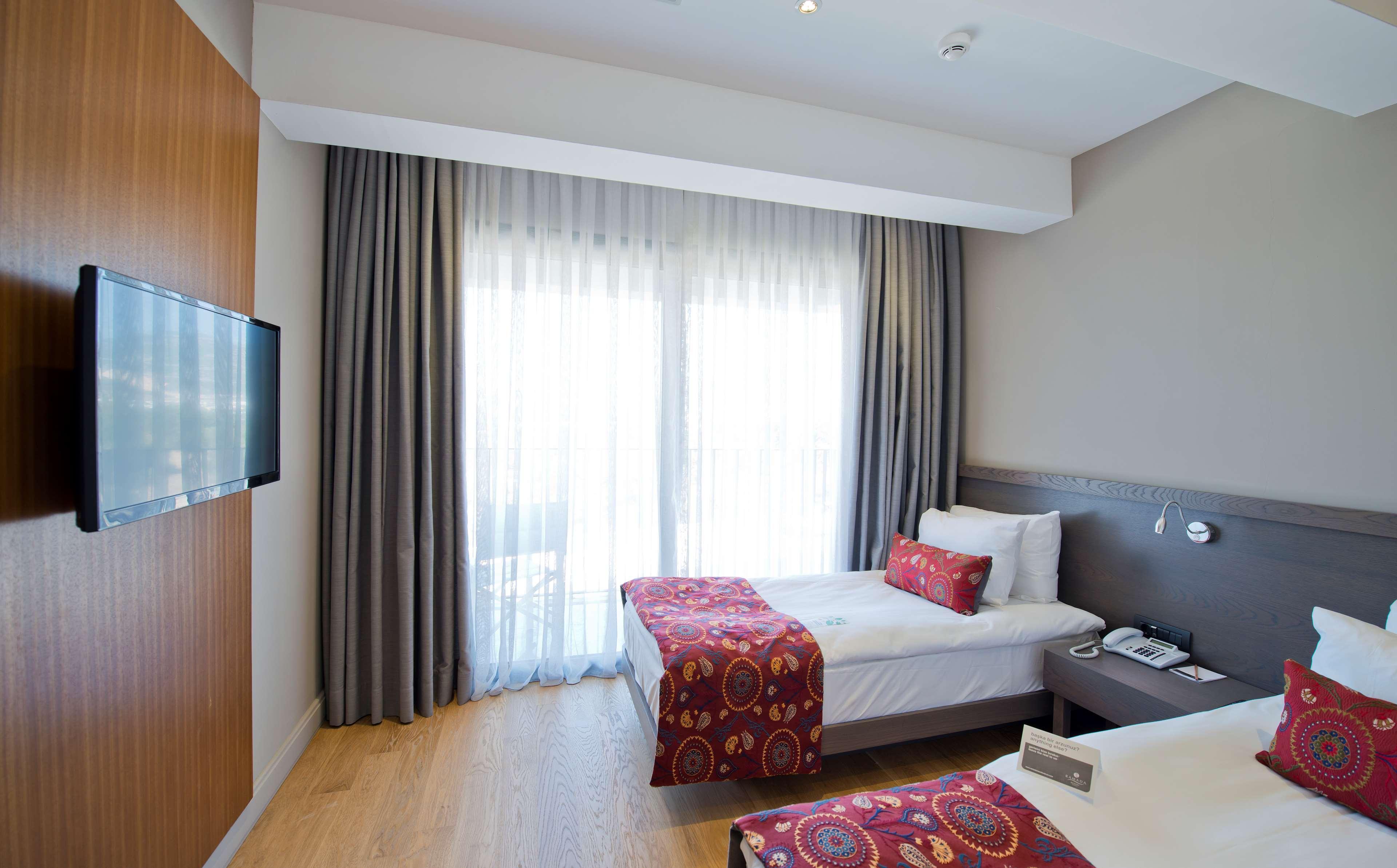 Ramada Resort By Wyndham Bodrum Бітез Екстер'єр фото